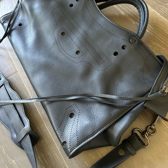 BALENCIAGA LEATHER CITY BLACKOUT BAG - Picture 2 of 13